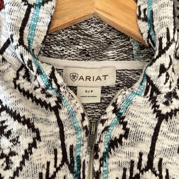 Woman’s Ariat zip-up hooded knit top, size small - Picture 3 of 7